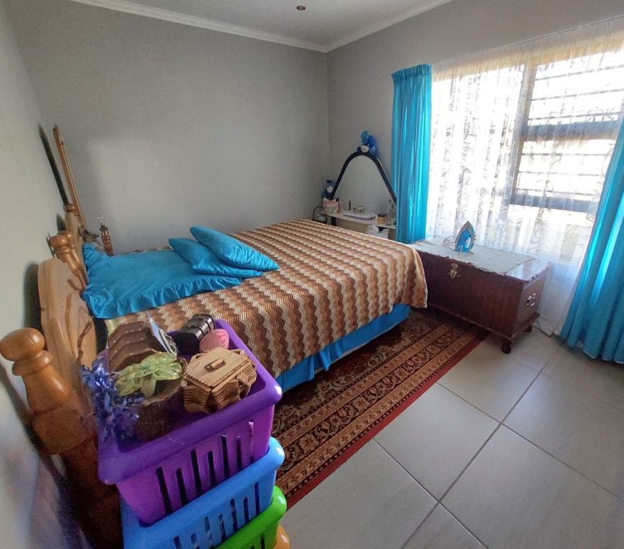 2 Bedroom Property for Sale in Ifafi North West